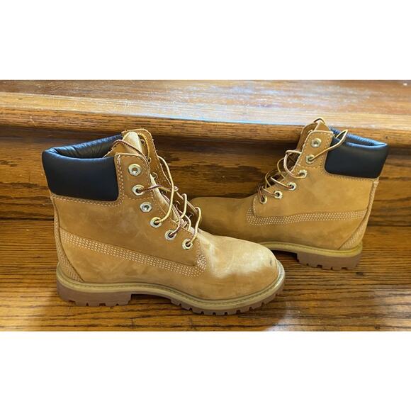 Timberland 6” Inch Premium Women’s Size 6.5 M Boots Nubuck Wheat Lace up Boots - Picture 6 of 10